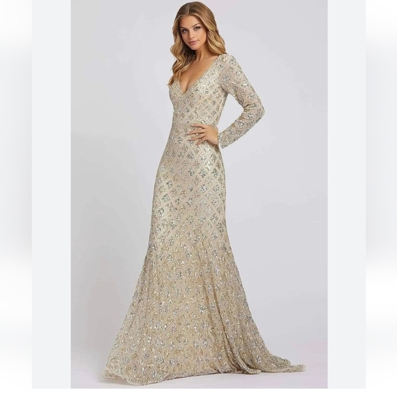 Mac Duggal GEOMETRIC EMBELLISHED EVENING GOWN 5021 size 14...